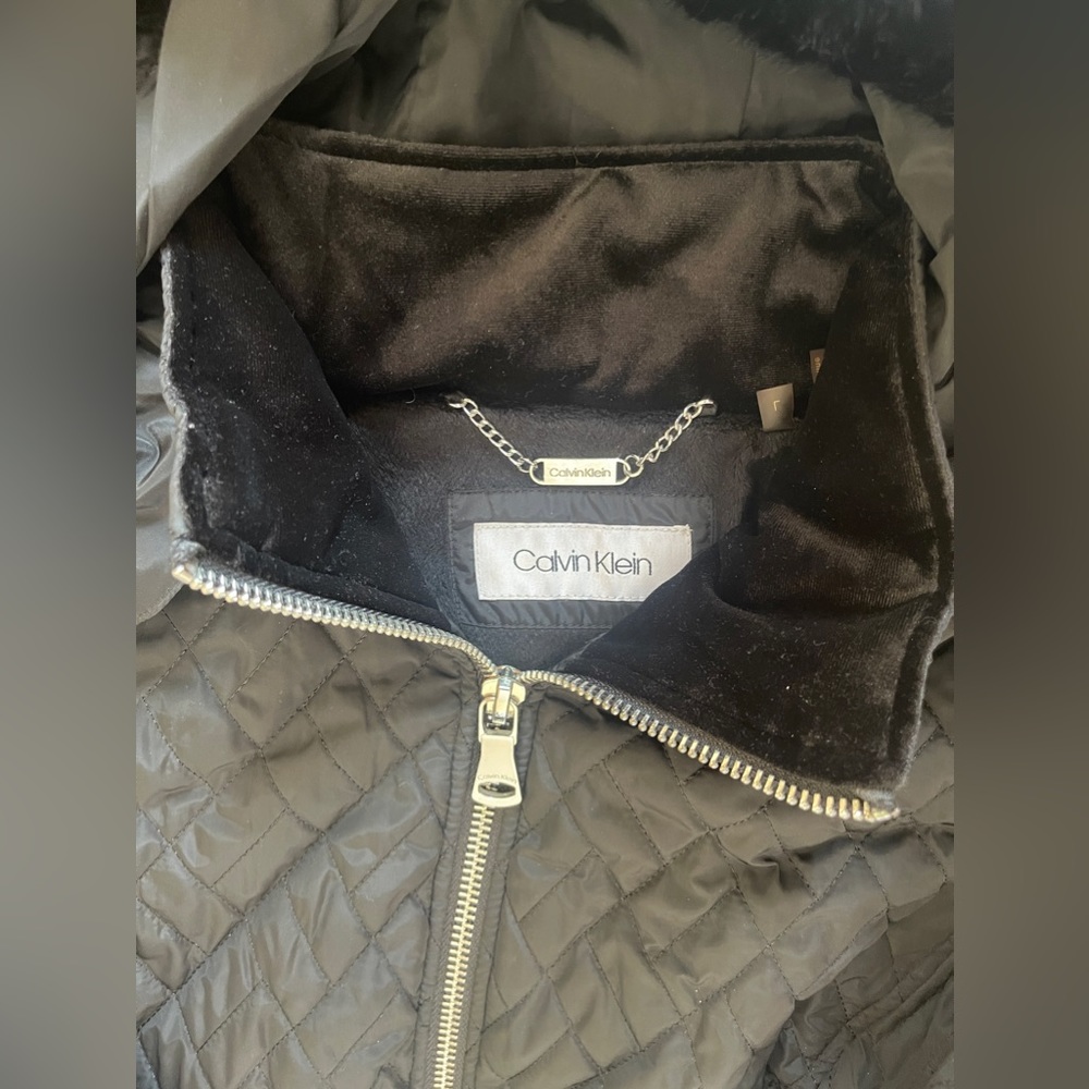 Calvin Klein size women’s Large in black - Picture 3 of 8